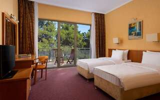 Гостиница Приморье Grand Resort Hotel 3* Геленджик Стандарт 3 категория-3