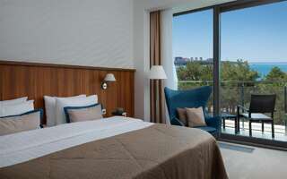 Гостиница Приморье Grand Resort Hotel 3* Геленджик Делюкс в пятизвездочном корпусе с видом на море-4