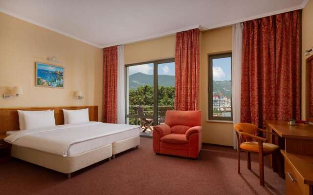 Гостиница Приморье Grand Resort Hotel 3* Геленджик-11